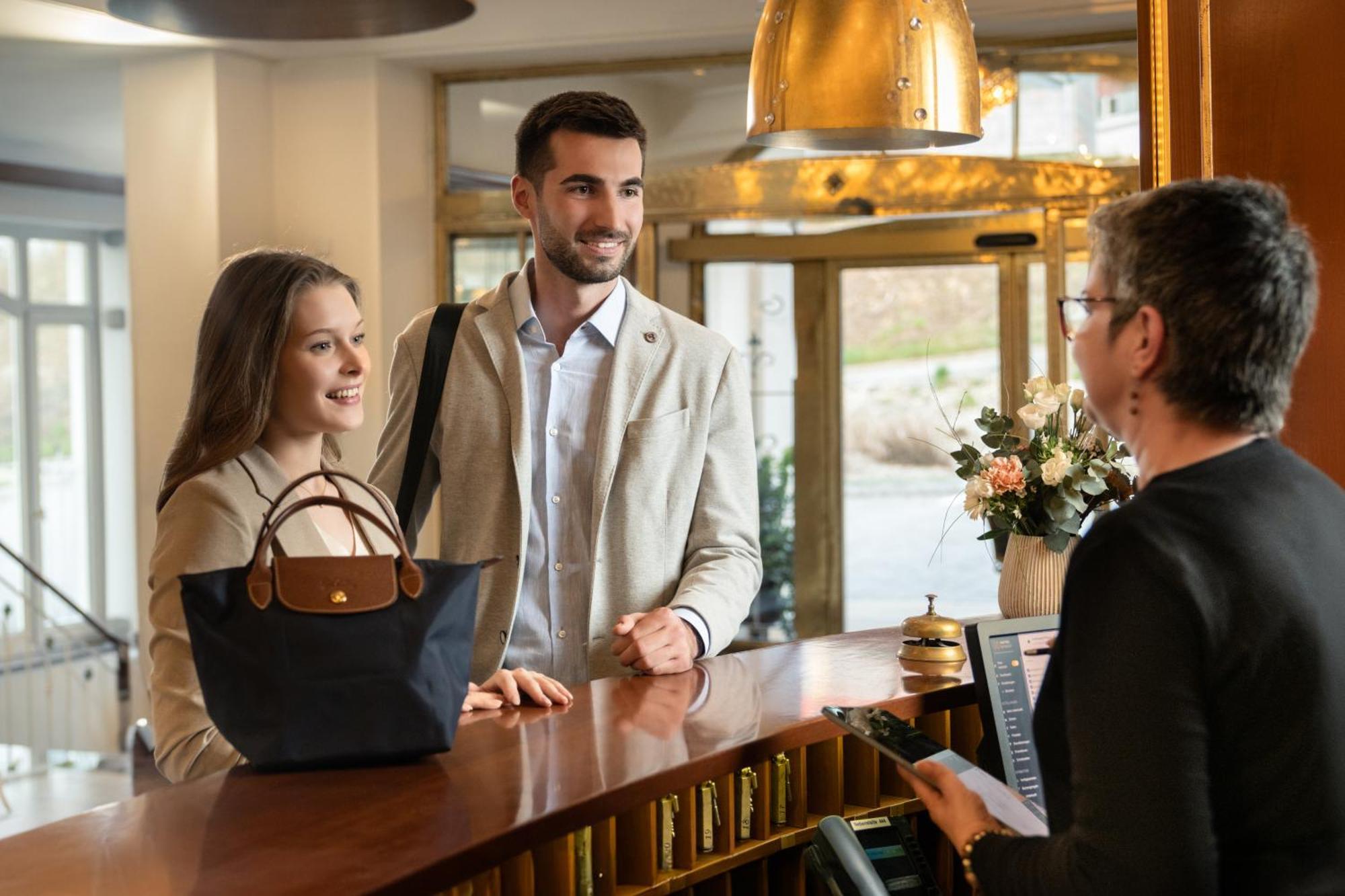 Hotel Dreifluessehof パッサウ エクステリア 写真