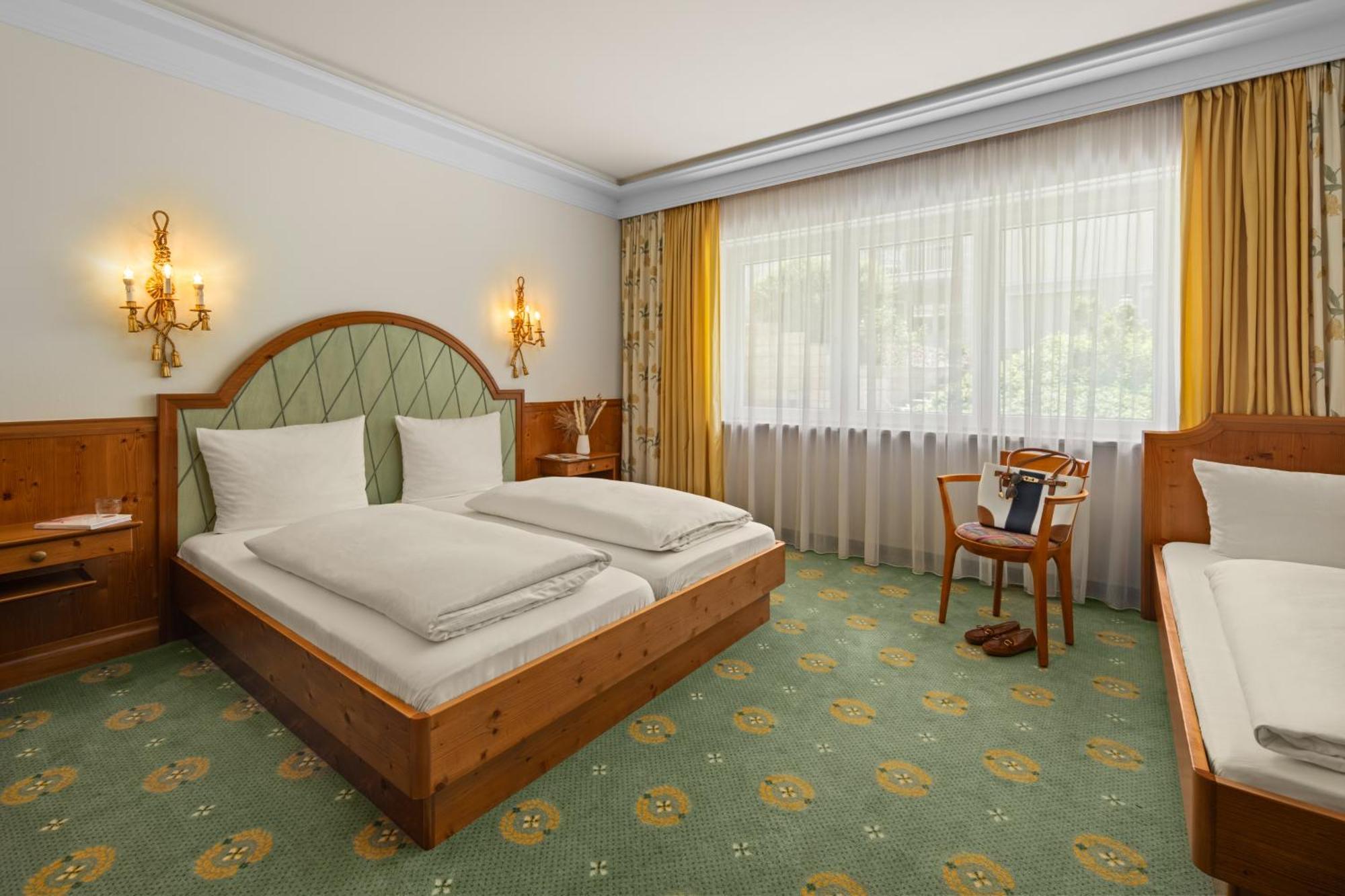 Hotel Dreifluessehof パッサウ エクステリア 写真