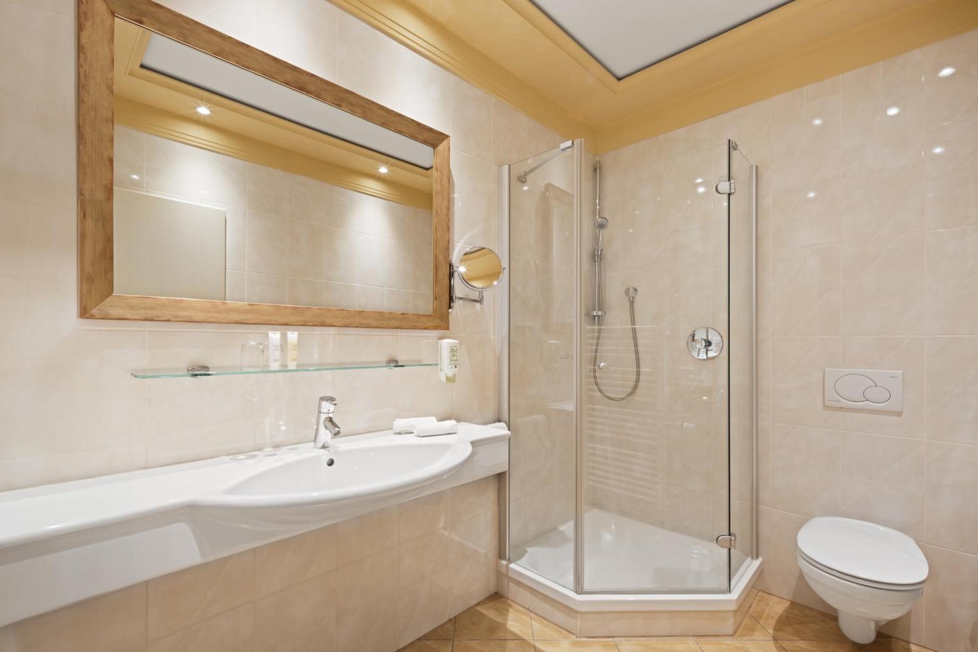 Hotel Dreifluessehof パッサウ エクステリア 写真
